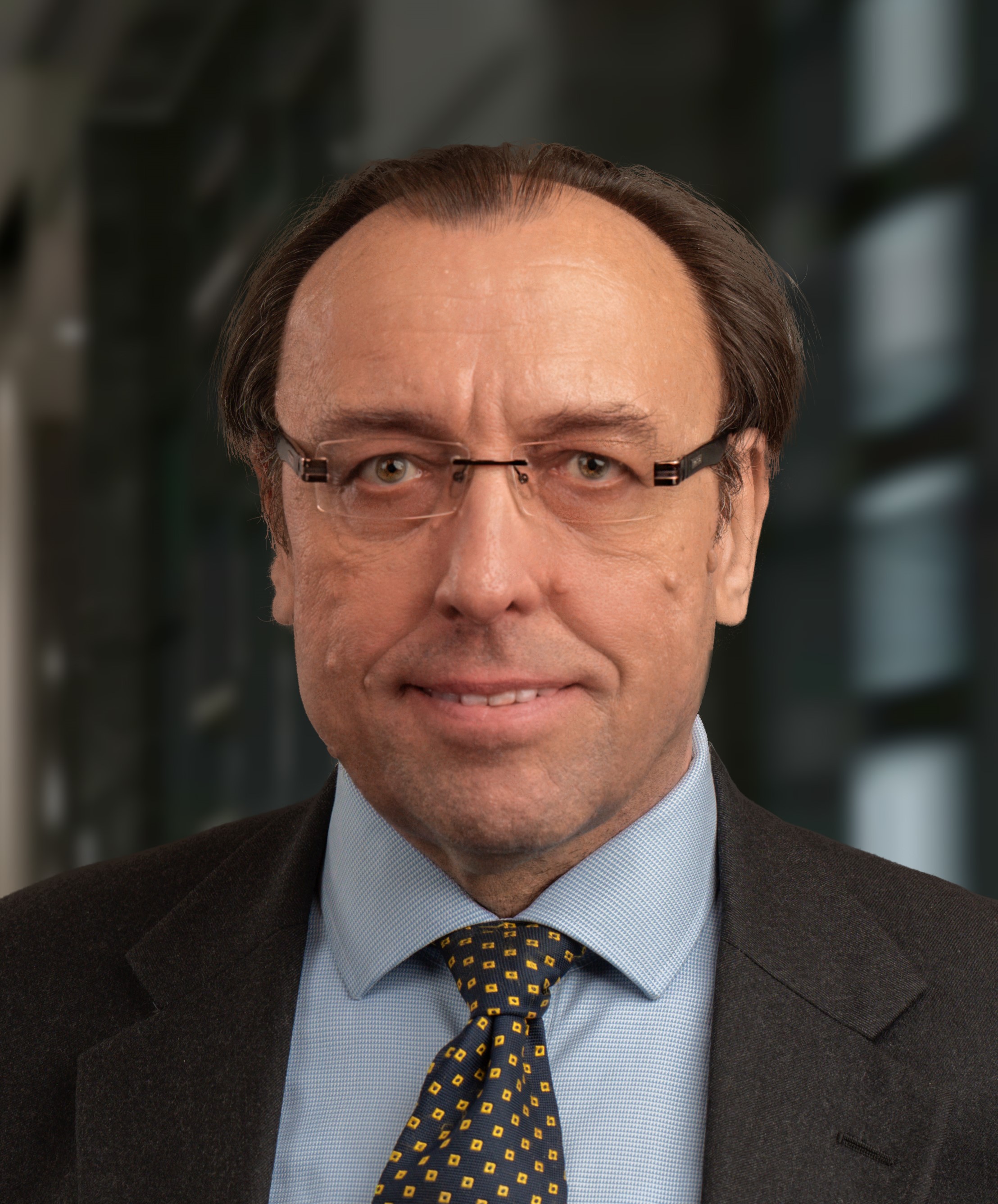 Dr. Pantaleon Fassbender